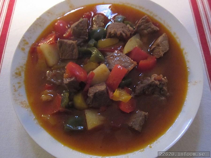 Gulasch-soppa. Recept frn grannen.