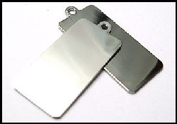 Tag nr: 3
Bredare bricka (militrstuk)
