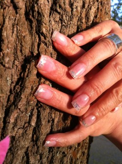 Lite mer glitternaglar, detta glitter r vldigt populrt nu till sommaren!