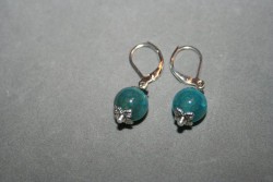 OR057 Blue spider: rhngen med kta spindelntagat prlor i bltt...65:- SLD 
Fr att se en strre bild, klicka p denna lnk.