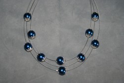 HA112 Flowing blue: Halsband (45-50 cm lngt) med tre rader 