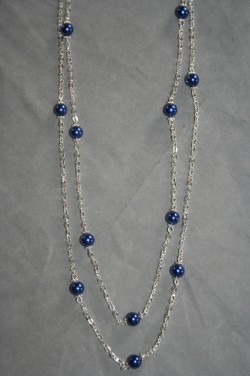 HA134 Double blue: Halsband (50 cm) med kedja och sm bla prlor...95:- SLD
Fr att se en strre bild, klicka p denna lnk.