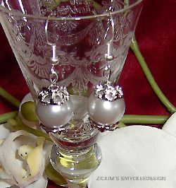 OR010 Princess 2: rhngen med stor silver gr prla...59:- 30:- 
Fr att se en strre bild, klicka p denna lnk.