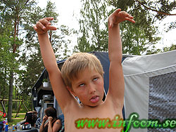 Name: zombie_zebbe.jpg  Width: 250px  Height: 188px