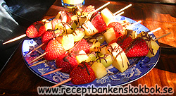 Name: fruktspett.jpg  Width: 250px  Height: 136px