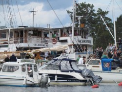 Blidsund, Waxholm III m.fl. farkoster.