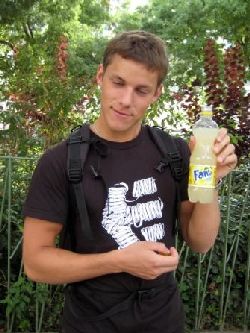 Hmm, konstiga tillsatser i fransk Fanta?