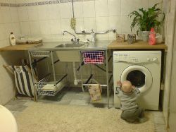 ven hr mammas little helper. Denna gngen med tvtten.