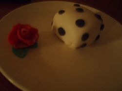 Till en Terning familj bjds denna bakelse p...