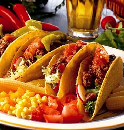 jag lgger  upp  ett recept  lite  tidigare  s att  ni  kan se lite  hur  det gr  till
			                    500 gram
			                
							
			                 
			                    kttfrs
			                 
			               
			        
			            
			            
			                
			                    2 msk
			                
							
			                 
			                    rapsolja, att steka i
			                 
			               
			        
			            
			            
			                
			                    1 pse
			                
							
			                 
			                    tacokrydda
			                 
			               
			        
			            
			            
			                
			                    2 msk
			                
							
			                 
			                    vatten
			                 
			               
			        
			            
			            
			                
			                    2 msk
			                
							
			                 
			                    taco ss, mild
			                 
			               
			        
			            
			            
			                
			                    12 st
			                
							
			                 
			                    taco skal, hrda
			                 
			               
			        
			            
			            
			                
			                    1 kruka(or)
			                
							
			                 
			                    sallad, strimlad
			                 
			               
			        
			            
			            
			                
			                    3 st
			                
							
			                 
			                    tomater,  hackade
			                 
			               
			        
			            
			            
			                
			                    0,5 st
			                
							
			                 
			                    gurka, hackad
			                 
			               
			        
			            
			            
			                
			                    1 st
			                
							
			                 
			                    lk, hackad
			                 
			               
			        
			            
			            
			                
			                    1 st
			                
							
			                 
			                    gul paprika, hackad
			                 
			               
			        
			            
			            
			                
			                    1 st
			                
							
			                 
			                    rd paprika, hackad
			                 
			               
			        
			            
			            
			                
			                    2 dl
			                
							
			                 
			                    riven ost
			                 
			               
			        
			            
			                
			                    
			                        Tillbehr
			                    
			                
			            
			            
			                
			                    
			                
							
			                 
			                    taco ss, mild, eller salsa
			                 
			               
			        
			            
			            
			                
			                    
			                
							
			                 
			                    grddfil
			                 
			               
			        
			            
			        	 	 
			
			    
			    	 


    function AddToPurchaseList(event, divLayer)
    {
            var toggleLayer = document.getElementById(divLayer);	
            var respondPurchaseMessage = '';           
            
            // add to purchase list              
           var url = '/templates/Private/Pages/Ajax/AddToPurchaseList.aspx?entityID=94533&date=' + new Date(); // date is there to remove cache problem in ie
           
           new Ajax.Request(url, {
           method: 'get', 
           
           onSuccess: function(transport) {
	        
                            var responseMsg; 
                            responseMsg = transport.responseXML.documentElement.childNodes[0].firstChild.nodeValue; 
                                        
                            respondPurchaseMessage = 'Receptet r sparat i din inkpslista ';
                            //document.getElementById('divLayerInnerRecipeSaved').style.display = 'block'; 
                            setmsg();
                            
                        } ,
	                    
                onFailure:function()   
                {           
                    respondPurchaseMessage = 'Fel! receptet sparades inte i din inkpslista, frsk igen';                                      
                    document.getElementById('divLayerInnerRecipeSaved').style.display = 'none';
                    setmsg();
                  
                }            
            });
            
            ToggleLayer(event, divLayer);            
            
            function setmsg()
		    {
		        if (document.getElementById('spanRecipeMessage'))      
		            document.getElementById('spanRecipeMessage').innerHTML = respondPurchaseMessage; 	 
		    } 
      }


        
    
        
            
        
        
            
                
            
        
        
            Du mste vara medlem fr att f tillgng till tjnsten.     
        
      
    
    
    
        
            
                
            
            
                Var vill du spara  receptet?
            
            
                
                        I min receptsamling
                    
                            I min Inkpslista
                        
                
                    
                        Spara
                    
                
            
            
                
                
                
            
        
    
    
		        




  
    
     
    
      
      
          
                
                    
                           
               
                                                 
                           
                   
                        
                        Ta en genvg till inkpslistan
                     
          
      
      




    
        
             
        
        Spara receptet
    
    
        
             
        
        Spara som inkpslista
    
            							
        
             
            Skicka som sms
        
        


//



    
        
            
        
        
        
	
            
                Du mste vara inloggad fr att anvnda den hr tjnsten
            
        

        
        
            
                
            
            
        
        
        
    


    
    
    
    
  	 

 
    //test kuggelimugg
  	var browserName=navigator.appName;  	  	
  	
  	function SendMail_ctl00_ctl00_ContentPlaceHolderContentFrame_ContentPlaceHolderLeft_showrecipe1_recipeActions1_layerRecommend1(event, emailTextBox, divLayer, divLayerSentTip)
	{
	    var field =  document.getElementById(emailTextBox);
        var emailValue = field.value; 
        var notLoggedIn = true;
        var validSenderMail = false;
        var validReceiverMail = false;
        var senderMail = '';
             
          
        if (notLoggedIn) 
        {
           // validate sender mail
           validSenderMail = validate_email('ctl00_ctl00_ContentPlaceHolderContentFrame_ContentPlaceHolderLeft_showrecipe1_recipeActions1_layerRecommend1_textBoxEmailSender');
           
           if (validSenderMail)
           {
                senderMail = document.getElementById('ctl00_ctl00_ContentPlaceHolderContentFrame_ContentPlaceHolderLeft_showrecipe1_recipeActions1_layerRecommend1_textBoxEmailSender').value;
                document.getElementById('senderErrorMsgctl00_ctl00_ContentPlaceHolderContentFrame_ContentPlaceHolderLeft_showrecipe1_recipeActions1_layerRecommend1').style.display  = 'none';    
           }
           else
           {
                document.getElementById('senderErrorMsgctl00_ctl00_ContentPlaceHolderContentFrame_ContentPlaceHolderLeft_showrecipe1_recipeActions1_layerRecommend1').style.display  = 'block';  
           }                    
        }
        else
        {               
            // get the logged in users email, should be valid
            senderMail = '';
            validSenderMail = true;
            
        }  
        
        // validate receiver mail
        if (validate_email(emailTextBox))
        {
            validReceiverMail = true;
            document.getElementById('receiverErrorMsgctl00_ctl00_ContentPlaceHolderContentFrame_ContentPlaceHolderLeft_showrecipe1_recipeActions1_layerRecommend1').style.display = 'none';
            
        }
        else
        {
             document.getElementById('receiverErrorMsgctl00_ctl00_ContentPlaceHolderContentFrame_ContentPlaceHolderLeft_showrecipe1_recipeActions1_layerRecommend1').style.display = 'block';  
        }      
       
            
	    if (validReceiverMail && validSenderMail)
	    {   	        
	    
	        var toggleLayer = document.getElementById(divLayer);       
	        var sentTipMailSpan = document.getElementById('sentTipEmailctl00_ctl00_ContentPlaceHolderContentFrame_ContentPlaceHolderLeft_showrecipe1_recipeActions1_layerRecommend1');        
            	          	           	          	
        	// just do if the the layer is visible	
	        if (toggleLayer.style.display != 